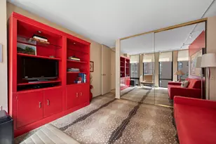 200 E Delaware Pl, Chicago, IL 60611 - Photo 21