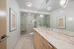 200 E Delaware Pl, Chicago, IL 60611 - Photo 39