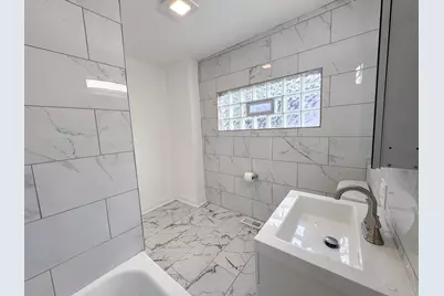 11134 S Normal Avenue, Chicago, IL 60628 - Photo 7