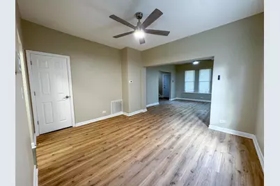 11134 S Normal Avenue, Chicago, IL 60628 - Photo 13
