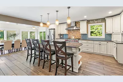 40W719 Longshadow Lane, Saint Charles, IL 60175 - Photo 11