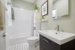 2456 W Eastwood Ave, Chicago, IL 60625 - Photo 9