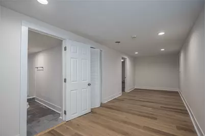 8634 S Laflin Street, Chicago, IL 60620 - Photo 25