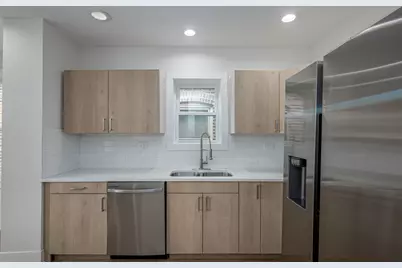 8634 S Laflin Street, Chicago, IL 60620 - Photo 7