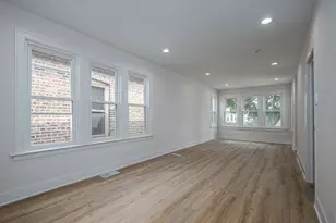 8634 S Laflin St, Chicago, IL 60620 - Photo 3