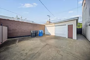 2515 S Kedzie Ave, Chicago, IL 60623 - Photo 25