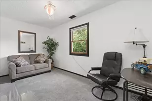 1239 Price Ave, Calumet City, IL 60409 - Photo 17
