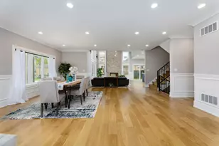 8348 W Farragut Ave, Norridge, IL 60706 - Photo 9