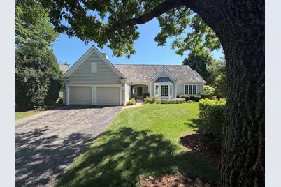 655 S Buckingham Court, Lake Forest, IL 60045 - Photo 1