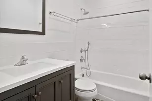 2347 W Altgeld St, Chicago, IL 60647 - Photo 9