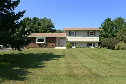 6715 S Oak Grove Road, Harvard, IL 60033 - Photo 3