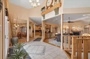 9478 W Golfview Dr, Frankfort, IL 60423 - Photo 3