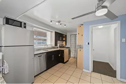 2304 N Monitor Avenue, Chicago, IL 60639 - Photo 19
