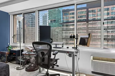 211 E Ohio Street #2313, Chicago, IL 60611 - Photo 13