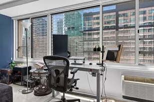 211 E Ohio St, Chicago, IL 60611 - Photo 13