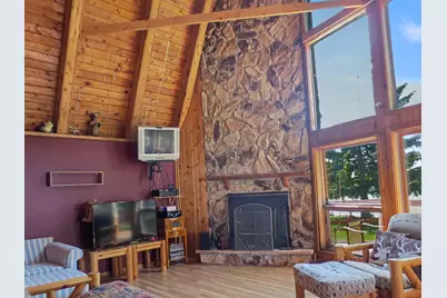 100 SE Candlewick Drive, Poplar Grove, IL 61065 - Photo 3