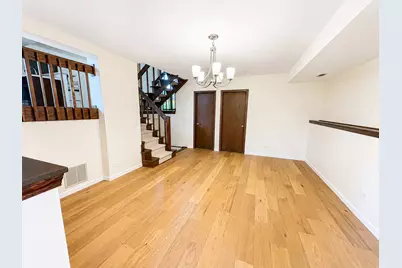 2929 Northcreek Drive, Woodridge, IL 60517 - Photo 15