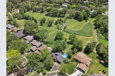 2929 Northcreek Drive, Woodridge, IL 60517 - Photo 37