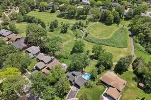 2929 Northcreek Dr, Woodridge, IL 60517 - Photo 37