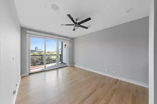 650 N Morgan St, Chicago, IL 60642 - Photo 13