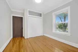 4742 W Roscoe St, Chicago, IL 60641 - Photo 11
