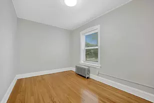 4742 W Roscoe St, Chicago, IL 60641 - Photo 13