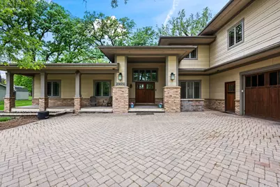 23W212 Blackcherry Lane, Glen Ellyn, IL 60137 - Photo 3