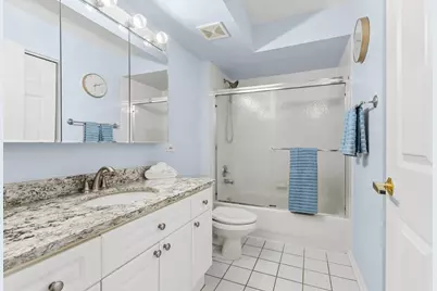 7011 W Touhy Avenue #310, Niles, IL 60714 - Photo 23