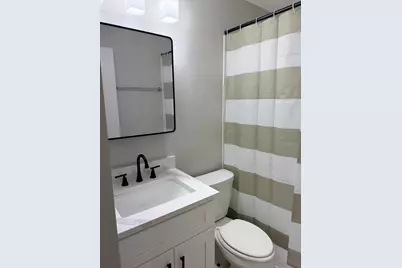 1313 Kingsbury Drive #D, Hanover Park, IL 60133 - Photo 7