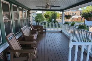 417 N Hough St, Barrington, IL 60010 - Photo 7