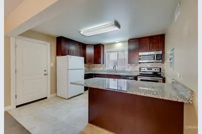 32 N Main Street #1S, Glen Ellyn, IL 60137 - Photo 5