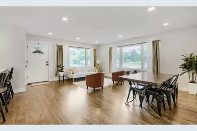 827 Lyford Lane, Wheaton, IL 60189 - Photo 3
