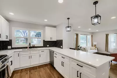 827 Lyford Lane, Wheaton, IL 60189 - Photo 11