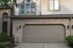122 Schiller Pl, Itasca, IL 60143 - Photo 1