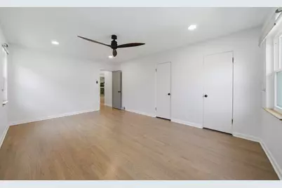 940 N Oak Park Avenue, Oak Park, IL 60302 - Photo 21