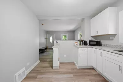 1235 River Drive, Calumet City, IL 60409 - Photo 5