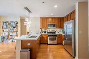160 E Illinois St, Chicago, IL 60610 - Photo 5
