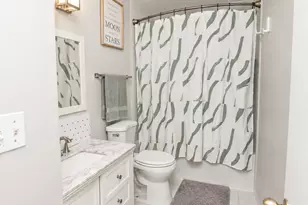 5316 Cypress Cir, Gurnee, IL 60031 - Photo 9