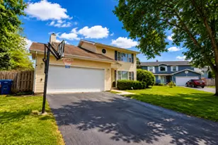 5316 Cypress Cir, Gurnee, IL 60031 - Photo 3