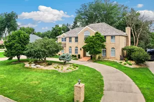 312 Westridge Rd, Joliet, IL 60431 - Photo 1