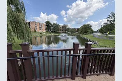 1101 S Hunt Club Drive #214, Mount Prospect, IL 60056 - Photo 17