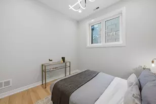 934 N California Ave, Chicago, IL 60622 - Photo 25
