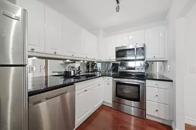 401 E Ontario Street #803, Chicago, IL 60611 - Photo 9