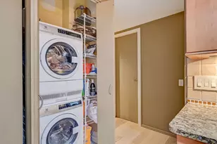 400 E Ohio St, Chicago, IL 60611 - Photo 45