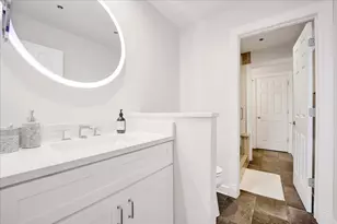 616 W Fulton St, Chicago, IL 60661 - Photo 13