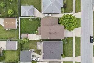 10623 Windsor Dr, Westchester, IL 60154 - Photo 27