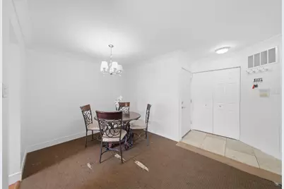 831 E Carriage Lane #2, Palatine, IL 60074 - Photo 17
