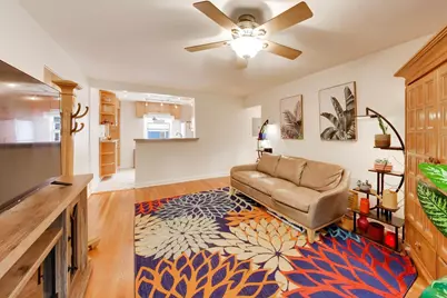 2417 W Fitch Avenue #1, Chicago, IL 60645 - Photo 5