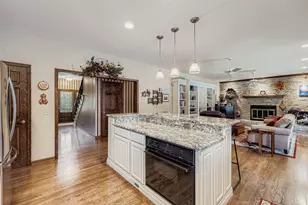 13N441 Coombs Rd, Elgin, IL 60124 - Photo 11