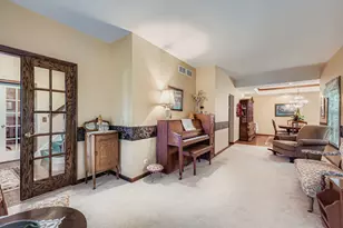 13N441 Coombs Rd, Elgin, IL 60124 - Photo 5